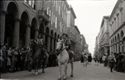 Sul cavallo bianco, Pier Ugo Calzolari in Via Indipendenza - 1957