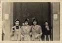 Festa delle matricole: Bologna, 5 maggio 1951: tre studentesse con la feluca