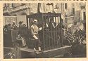 Festa delle matricole: Bologna, giugno 1948: carro con prigione