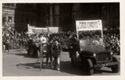 Festa delle matricole, circo Codonas: Bologna, piazza Maggiore: 1947