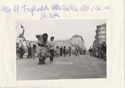 Trogloditi della balla dell'oca in sfilata in via Irnerio: festa delle matricole: Bologna: 1960