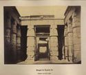 Temple de Ramsés 3. à Thebes: première cour