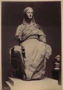 [Statua marmorea di Demetra seduta sul trono: 340 a. C.: proviene da Knidos: British Museum, 1300: Londra]