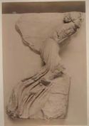 Fregio marmoreo raffigurante una cariatide: 360-350 a. C.: proviene dal Mausoleo di Alicarnasso: British  Museum, 1037: Londra