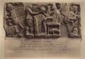 [Fregio raffigurante un uomo seduto sul trono con di fronte un giovane guerriero, ai lati sirene che trasmigrano le anime: 470 a. C.: proviene dal lato nord della Harpy tomb a Xanthos: British Museum, 94: Londra]
