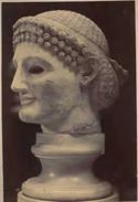 Testa marmorea femminile: British Museum: Londra