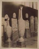 [Lekitos in marmo con rilievo proveniente da Phano: museo archeologico nazionale: Atene]