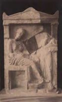 Stele funeraria di Phrasikleia: museo archeologico nazionale: Atene