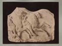 Fregio frammentario del lato meridionale del Partenone con due uomini a cavallo: museo dell'Acropoli: Atene