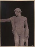 Statua di Apollo proveniente dal timpano del lato occidentale del tempio di Zeus: museo archeologico: Olimpia