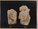 [Copie di epoca romana di figure del frontone occidentale del Partenone trovate ad Eleusi: museo archeologico nazionale: Atene]