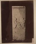 Stele funeraria di Selino seduta con la giovane Niko figlia di Minnake in marmo pentelico: museo archeologico nazionale: Atene