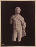 Statua piccola di Ercole in marmo pentelico di epoca romana: museo archeologico nazionale: Atene