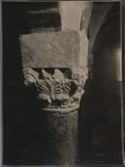 Capitello nella cripta della chiesa di San Giovanni Battista (chiesa del Crocifisso): Bologna