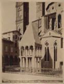 Bologna: chiesa di S. Francesco: monumento d'Accursio e absida [i.e. abside]