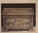 Sarcofago della famiglia Pignatta, due cervi alla fonte: 5. secolo: edicola di Braccioforte: Ravenna