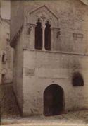 Casa medioevale a Trani: prospetto in via Sinagoga