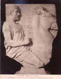 Roma: museo Vaticano: frammento del timpano di un frontone del Partenone in Atene (Fidia)
