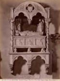 Firenze: chiesa di S. M. Novella: monumento a Tedice Aliotti, vescovo di Fiesole: (Tino da Camaino?)