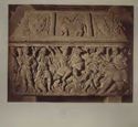 [Sepolcro di Guccio de' Medici: sarcofago romano con la caccia caledoniana al verro: battistero di s. Giovanni: Firenze]