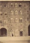 Volterra: palazzi visti dalla piazza dei Priori