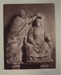 Firenze: museo nazionale: incoronazione di Carlo Magno: scultura del secolo 14.
