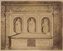 S. Gimignano: chiesa di S. Agostino: cappella di S. Bartolo: altare marmoreo e monumento sepolcrale di S. Bartolo: statue delle Virtù Teologali