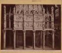Arezzo: cattedrale: l'altare maggiore dalla parte posteriore