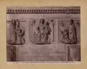 Pistoia: cattedrale: bassorilievo alla memoria del vescovo Baronto Ricciardi e del fratello Bonifazio: (14. secolo)