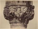 Venezia: Palazzo Ducale: facciata meridionale verso il molo: colonnato inferiore: capitello: le Virtù
