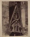 Venezia: arco del Paradiso: Madonna della Misericordia: rilievo: fronte verso il rio di s. Maria Formosa