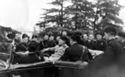 [Mussolini in automobile nel parco della facoltà di ingegneria prende commiato dai professori: Bologna: 25 ottobre 1936]