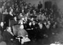 [Veduta sul pubblico: seduta inaugurale del XVI congresso nazionale di filosofia a Bologna: aula dell’istituto di fisiologia: 19 marzo 1953]
