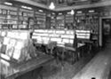 Biblioteca universitaria di Bologna: la sala di lettura delle riviste: esposizione degli ultimi fascicoli